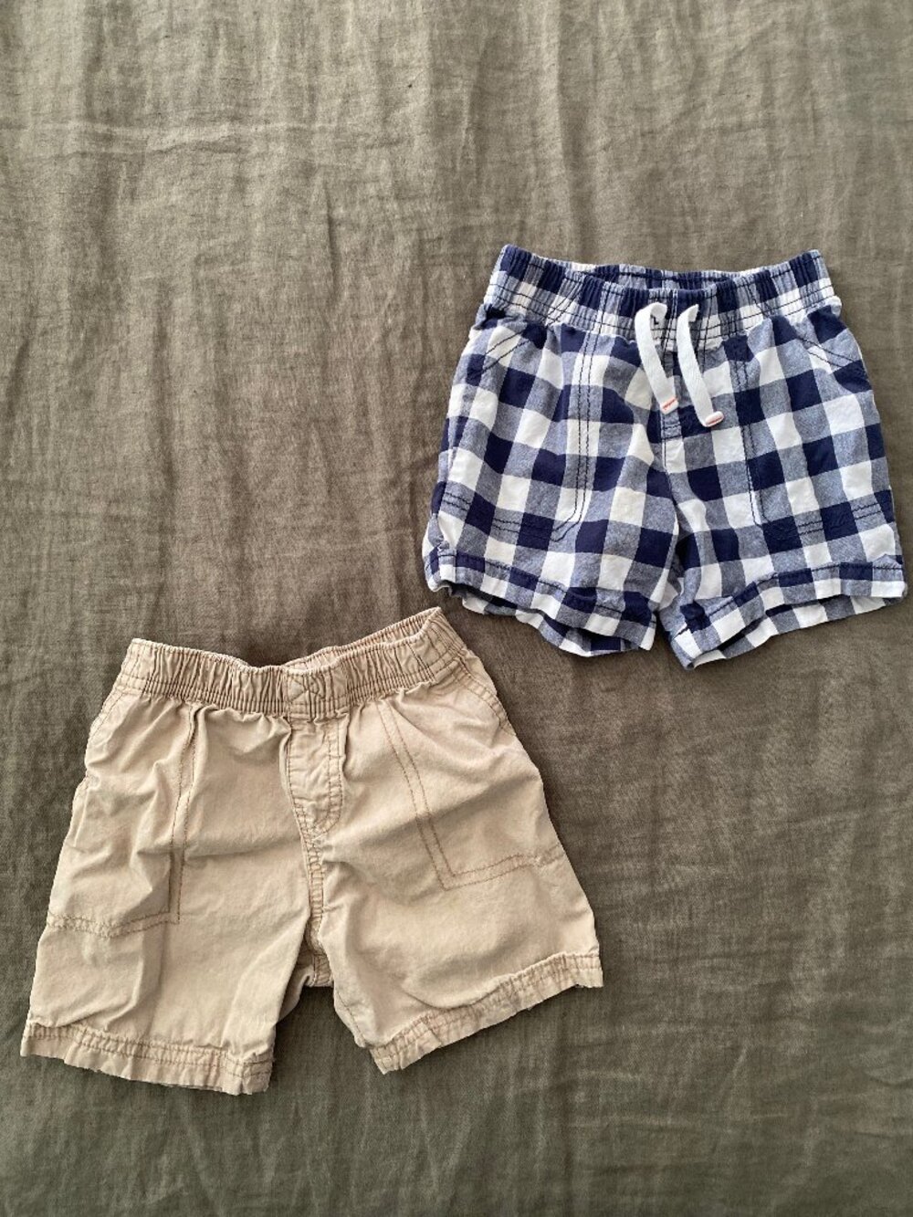2 PAIRS Carter's cotton shorts, size 24months